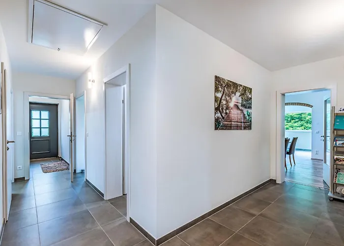 Sonnenteich-haus By Interhome Dom wakacyjny Gortschach (Villach)